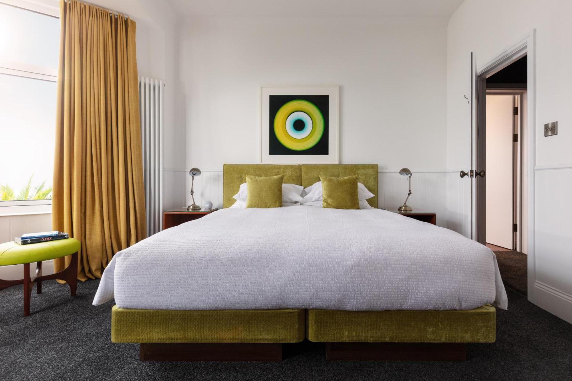 Chelsea House Holiday Apartments Falmouth Rom bilde